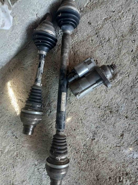 Полуоски и стратер за голф 5 1.9 105 DSG