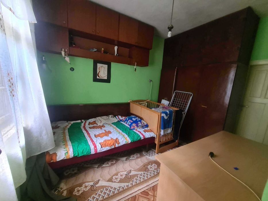 КЪЩА в кв. Училищни, град Хасково