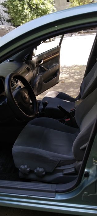 Lasseti 1.6 пробег 273 000 км. (бирюзовый) механика 2005 год !