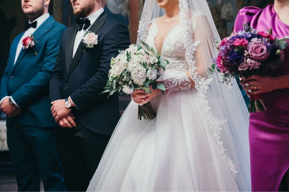 Vand rochie de mireasa marimea M