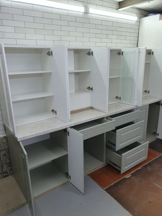 Кухонный гарнитур