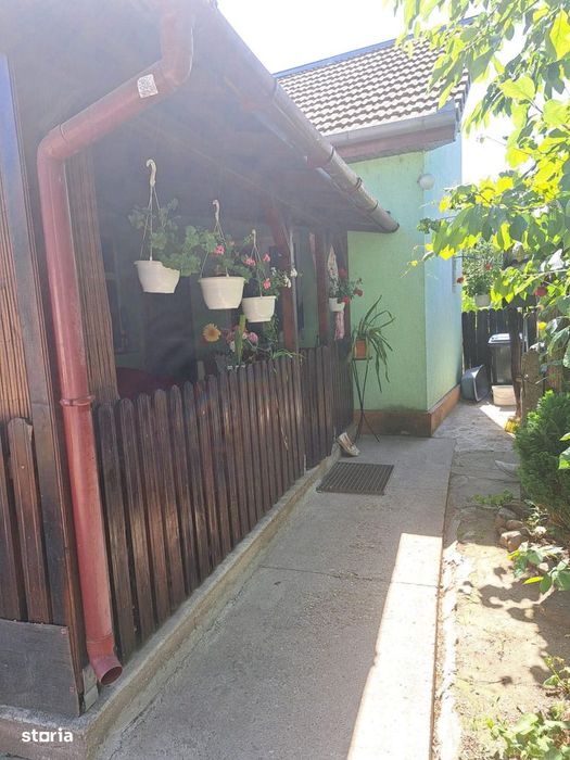 URGENT ! Casa 2 camere pe un nivel , Str. Basarabia , 78.800 euro neg.
