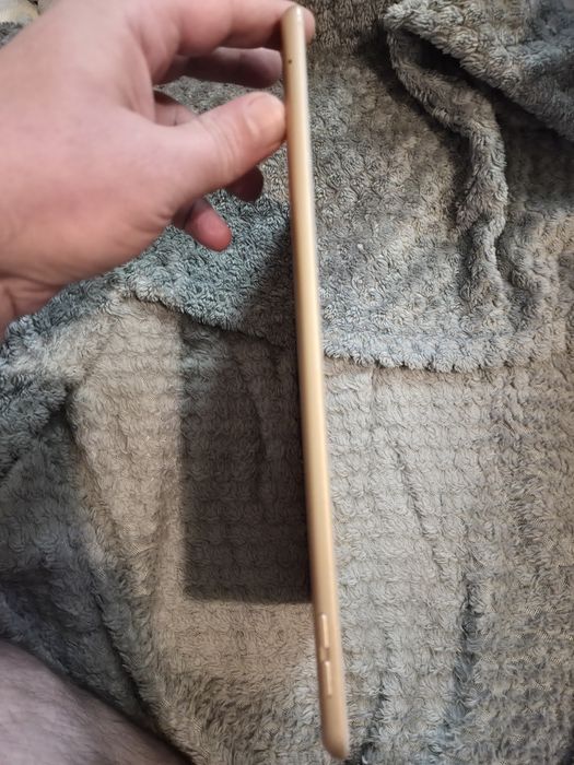 Ipad 8gen 32 гига