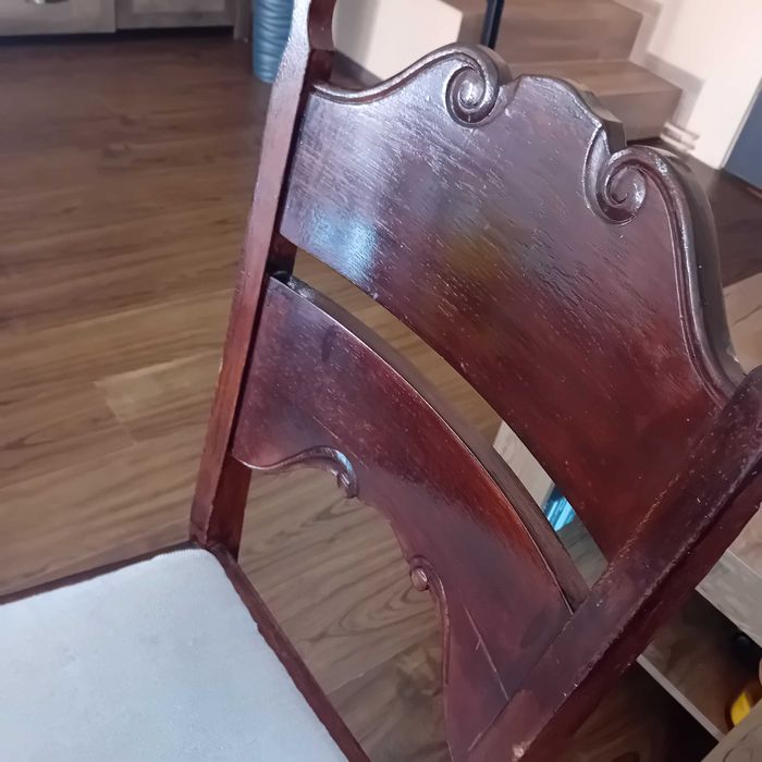 Scaune lemn masiv rustice sculptate