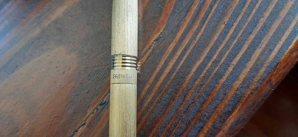 Стара химикалка Senator