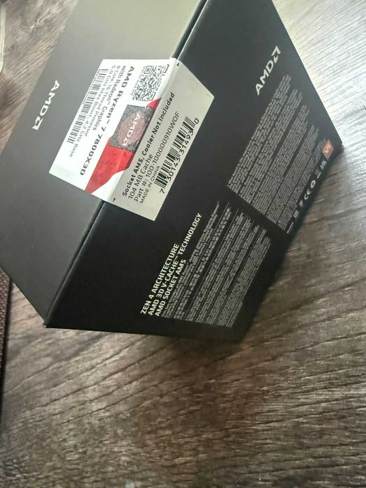 Процесор AMD Ryzen 7 7800 X3D Radeon graphics