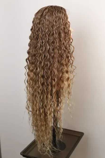 Омбре къдрици 80 см - кафява перука с реалистичен път 13x4x1