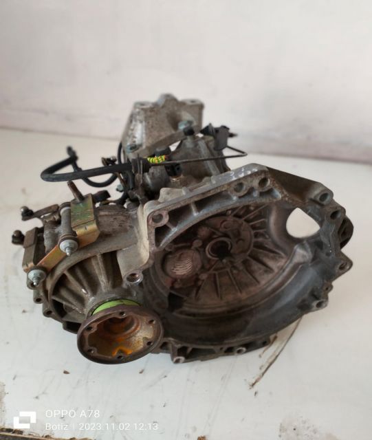 Cutie viteza 5+1, 1.6 benzina ERT Volkswagen VW Golf a 4-a generatie