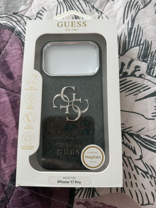 Калъф Guess 17 pro
