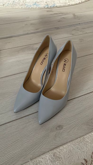 Продам туфли на каблуке 11 см