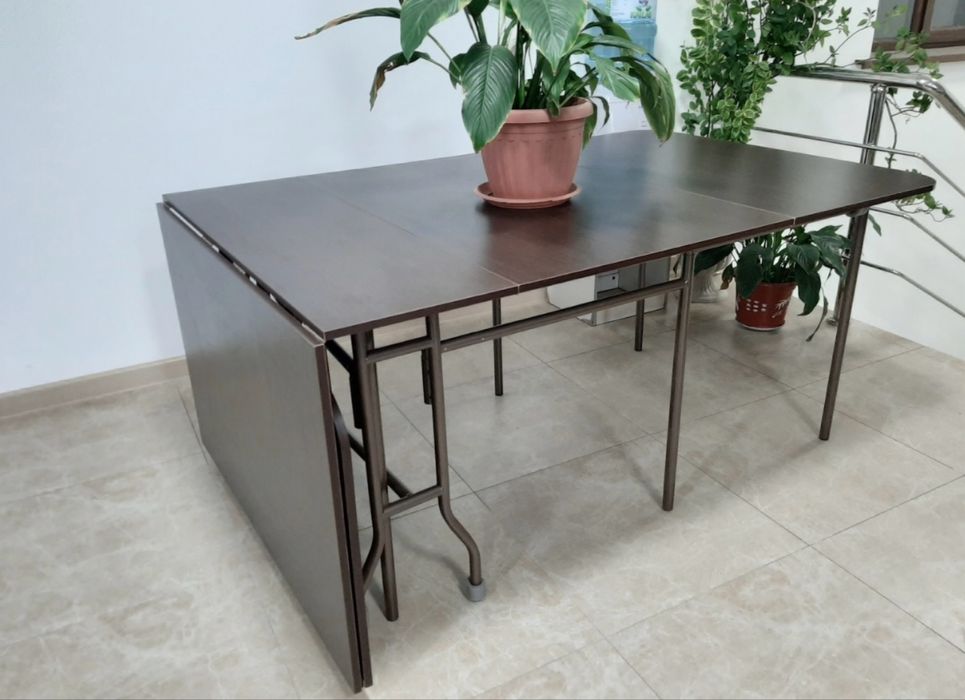 Продам б.у стол книжку