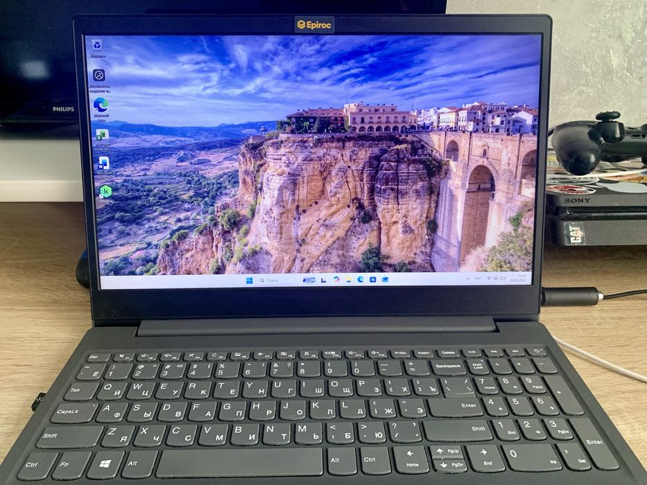 Продам ноутбук Lenovo