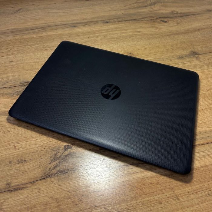 Ноутбук HP intel Celeron N3060