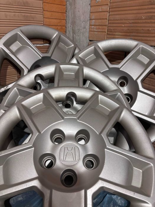 Тасове 16 цола за Хонда Акорд