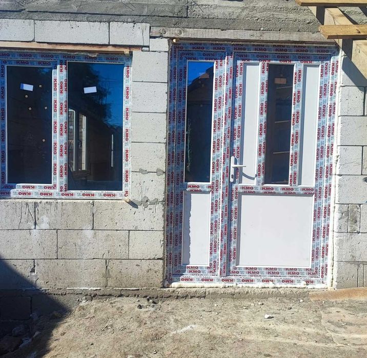 Tâmplărie PVC | Ferestre și Uși PVC | Plase Insecte | Rulouri și Jaluzele