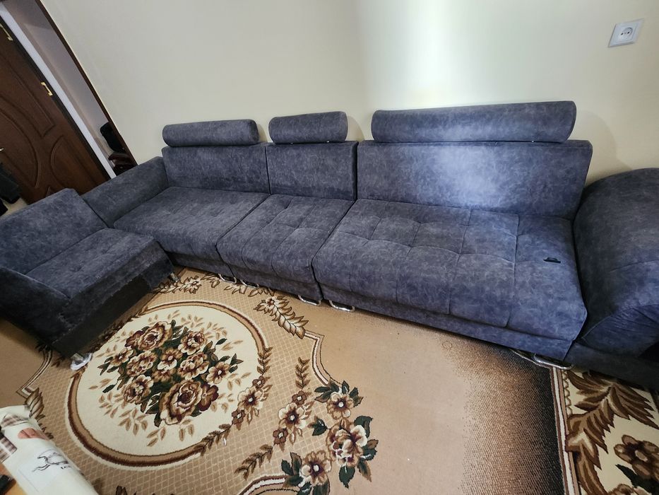 Диван уголок и двухспальный кравать