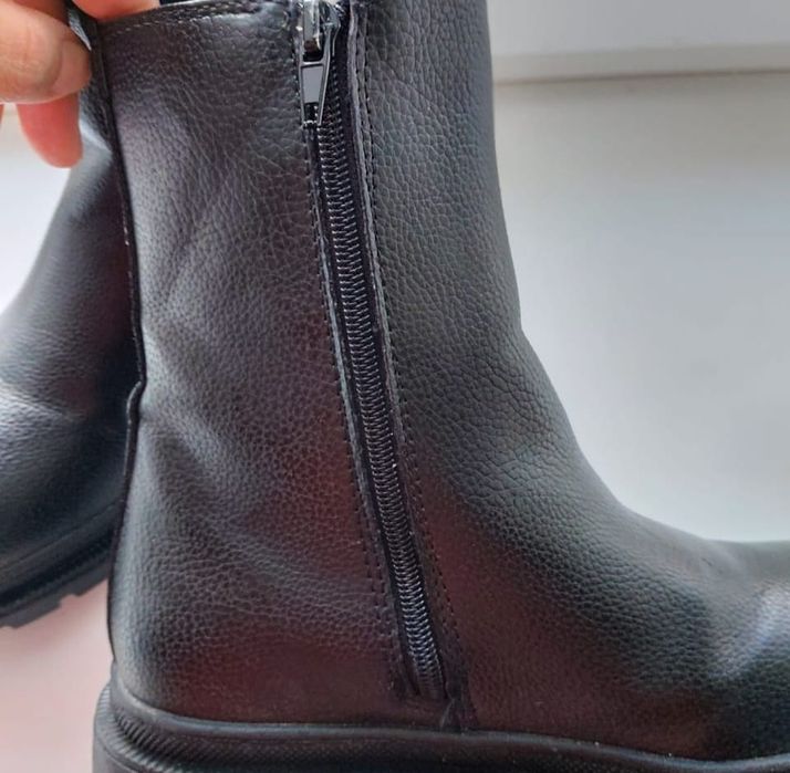 Ботинки на девочку 31р.