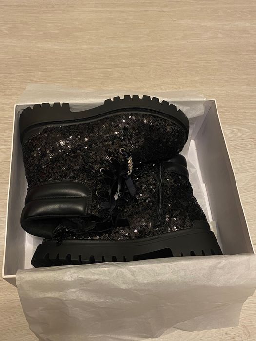 Ghete negre cu paiete Juicy Couture noi