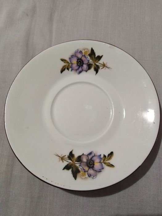 Бг порцелан сервизи