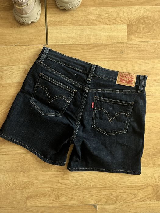 pantaloni scurti Levis