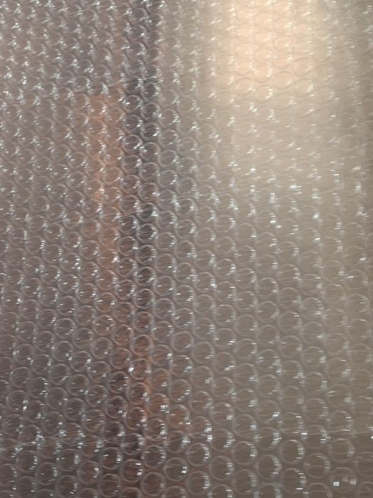 Havo pufakli plyonka . Ishlab chiqaruvchidan Пузырчатые пленка