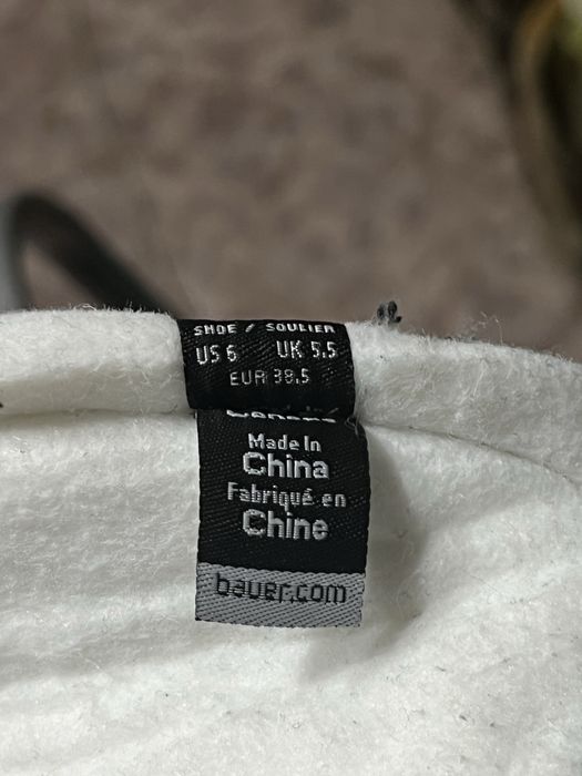 Коньки хоккейные