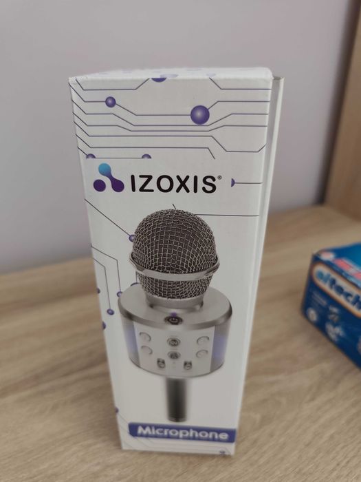 Микрофон Izoxis нов