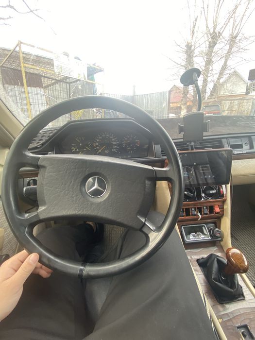 Продам мерседес 124