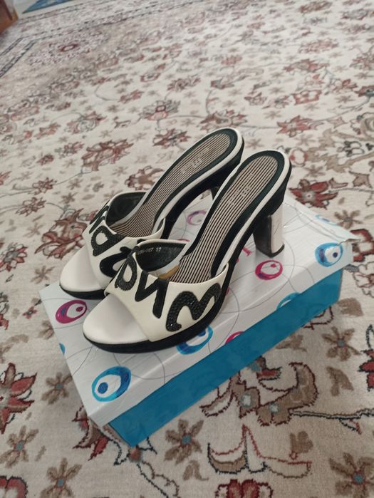 Туфли босоножка, кожанные б/у