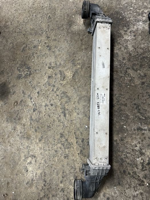 Интеркулер Mercedes W211 / S211 CDI – оригинален BEHR – A2115001102