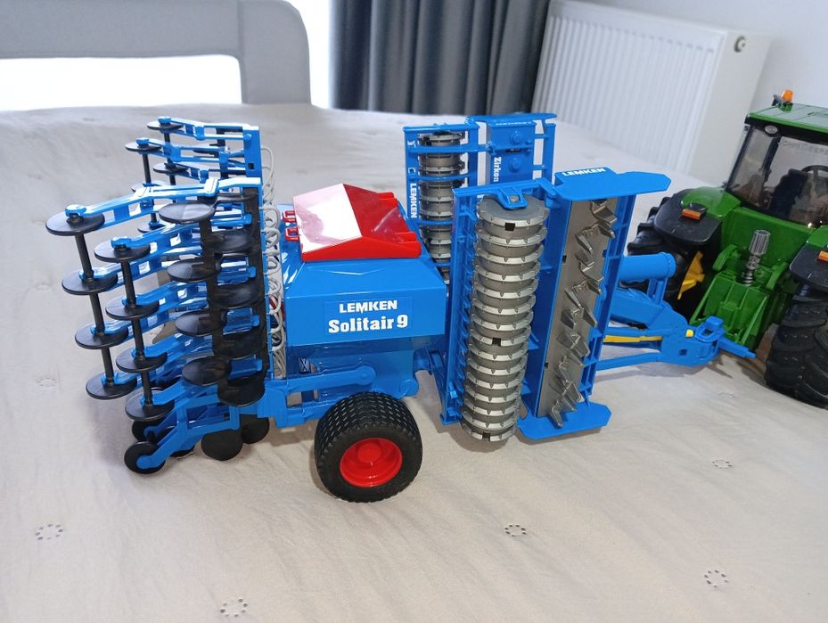 Jucării de colecție originale