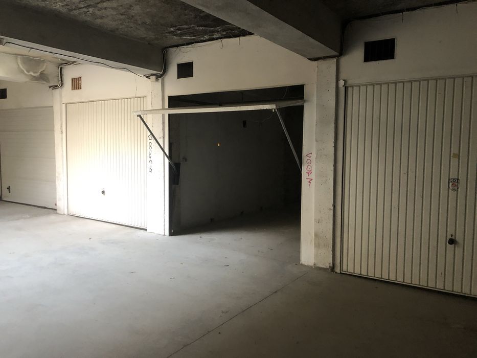 Дава се под наем Гараж / Паркомясто в София, Манастирски ливади - 20 кв.м за 127.5 € - Снимка #3