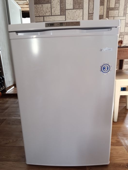 Морозильный шкаф