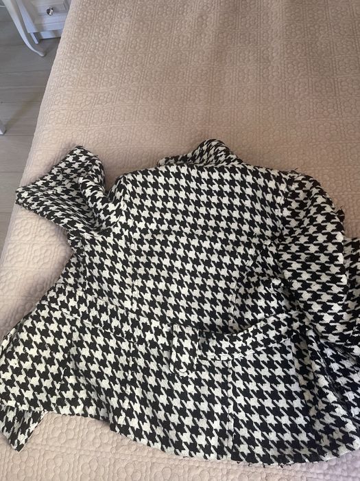 Пальто короткое для девочек