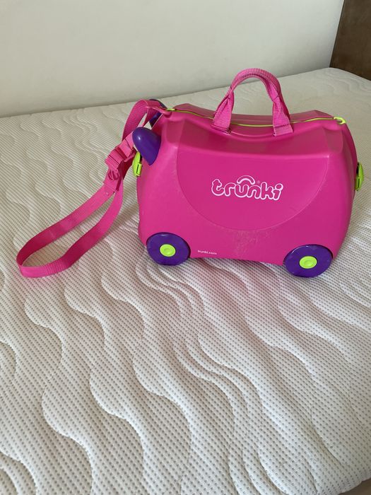 Trunki - troller pe roti pentru copii