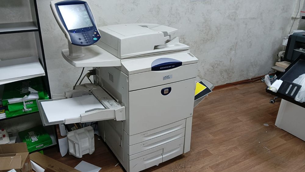 МФУ принтер Xerox DC242