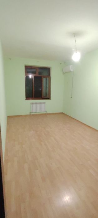 Uy sotiladi 1 xonalik 47kv metr Ayraport qarshi maxallasi yangi domdan