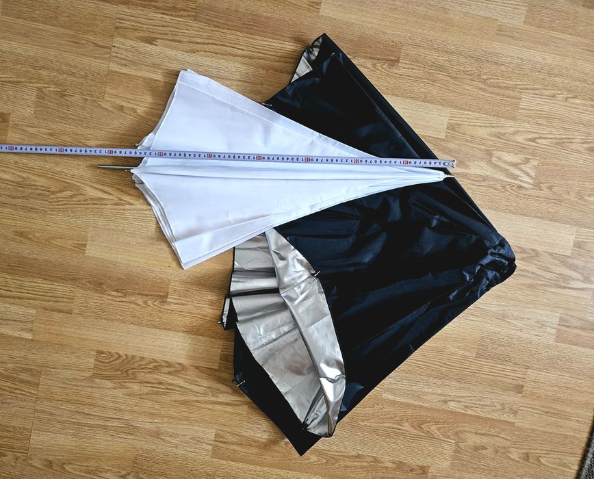 2 x Umbrelă foto studio 2 în 1, 84 cm, alb/negru – ca nouă