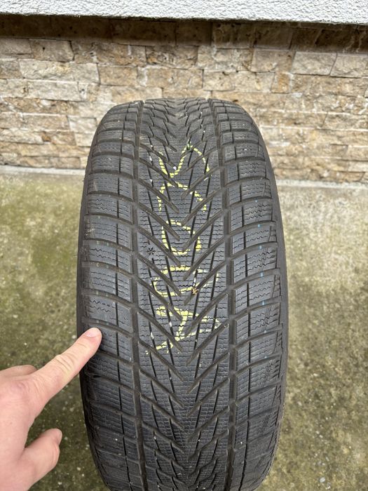 Set cauciucuri Goodyear 215/40/18 89V