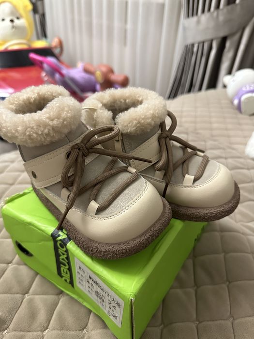 Сапожки детские.