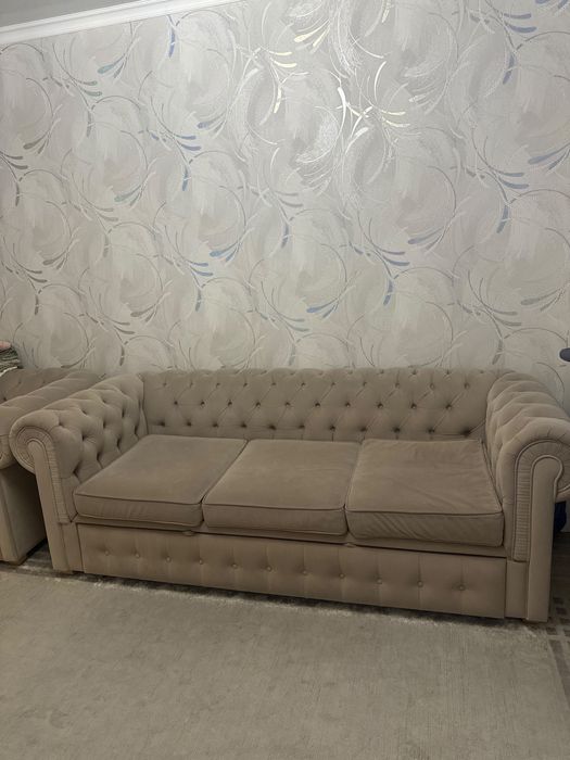 Продам б/у диван, кресло и кровать