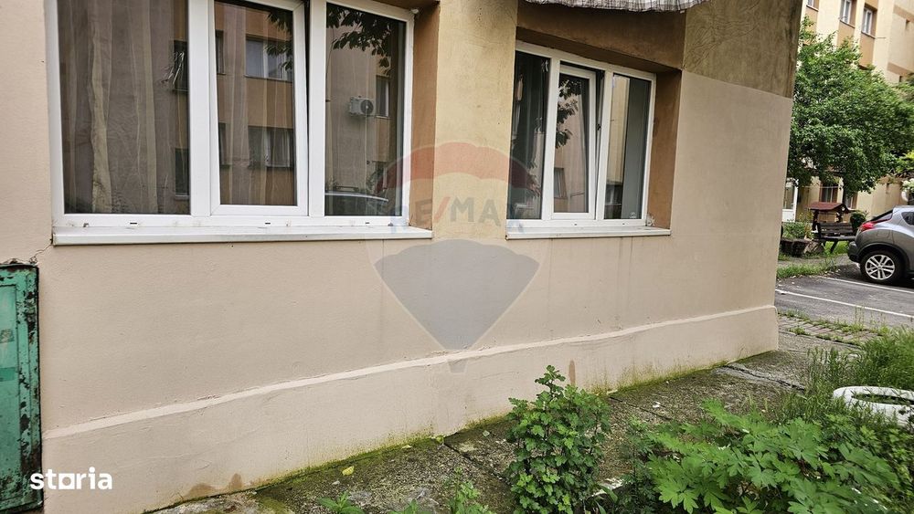 Apartament cu 2 camere de vânzare în zona Maratei
