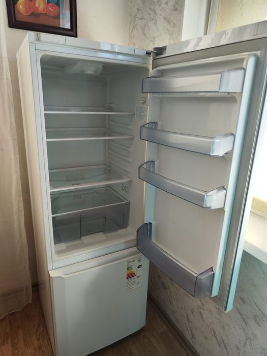 Холодильник beko
