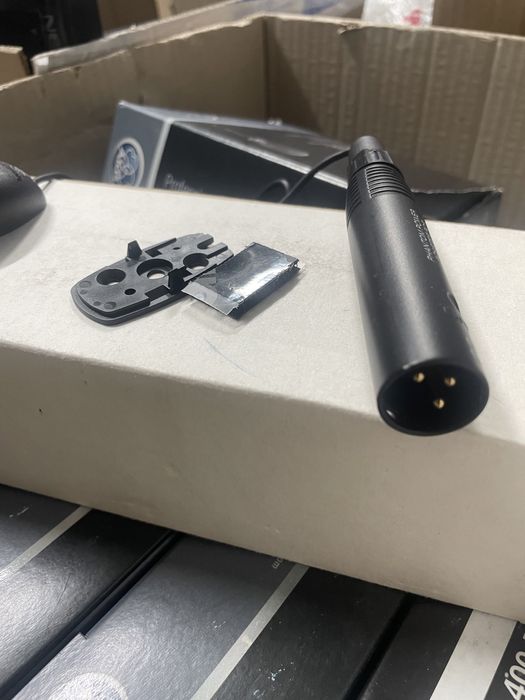 AKG C400BL microfon instrument/conferinta hypercardioid xlr min 5 buc