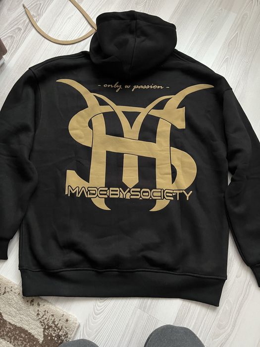 Trening Made By Society