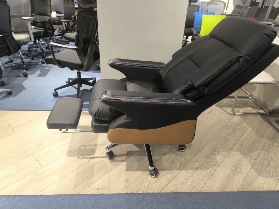 Кресло босс F222