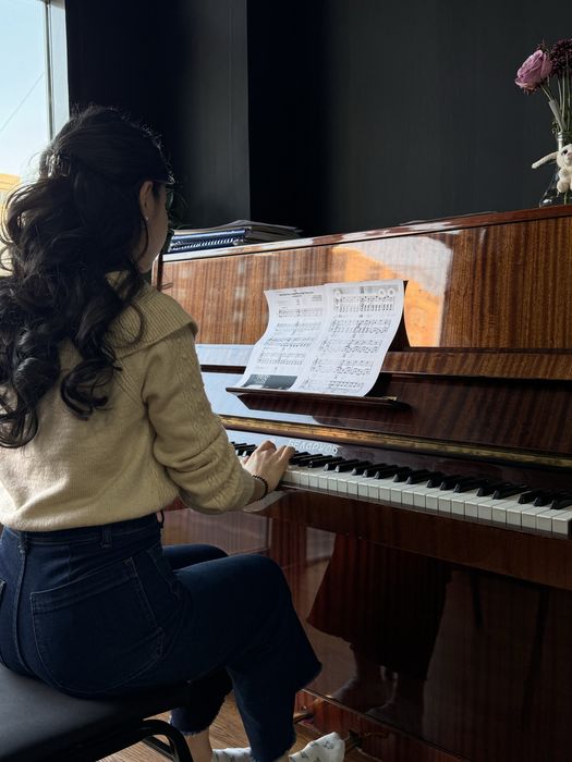 Уроки игры на фортепиано.