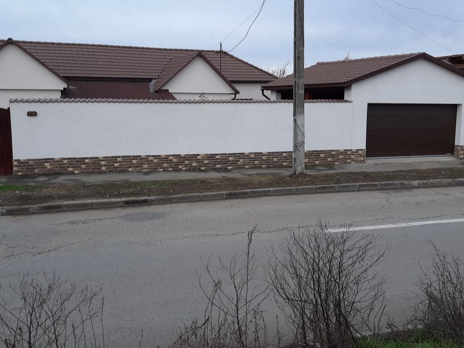 Vand casa in bujac