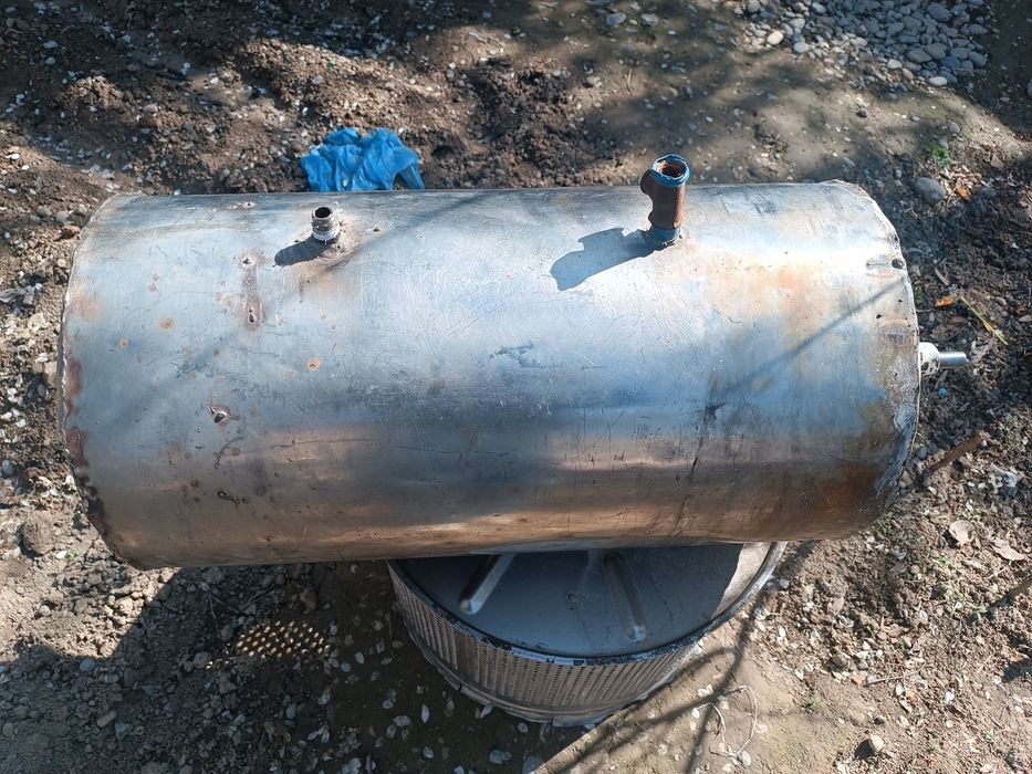 Газ Сув бачок сотилади