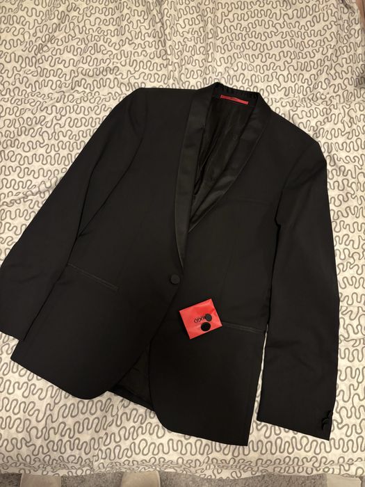 Sacou elegant Hugo Boss marimea S/46 purtat o singura data